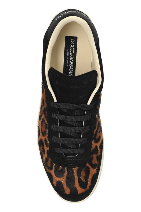 Sports shoes with animal motif - Image 4