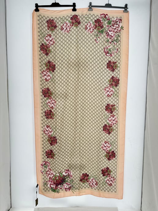 Gucci GG Blooms Print Scarf in Multicolor Silk - Image 6