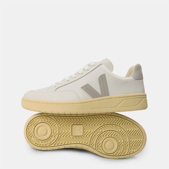 Women's VEJA V Leather Court Trainers in White/Grey - Image 4