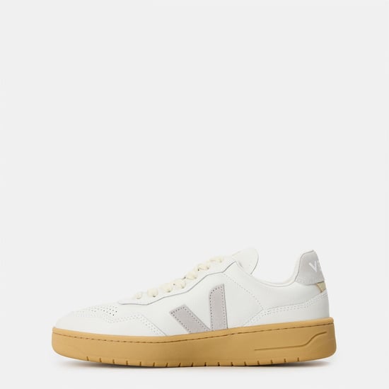 Women's VEJA Bastle Leather Court Trainers in White/Grey - Image 2