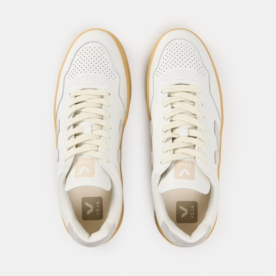 Women's VEJA Bastle Leather Court Trainers in White/Grey - Image 5