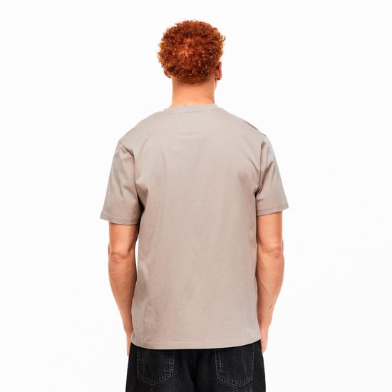 Men's C.P. Company 30/1 Jersey Logo Label T-Shirt in Beige - Image 4