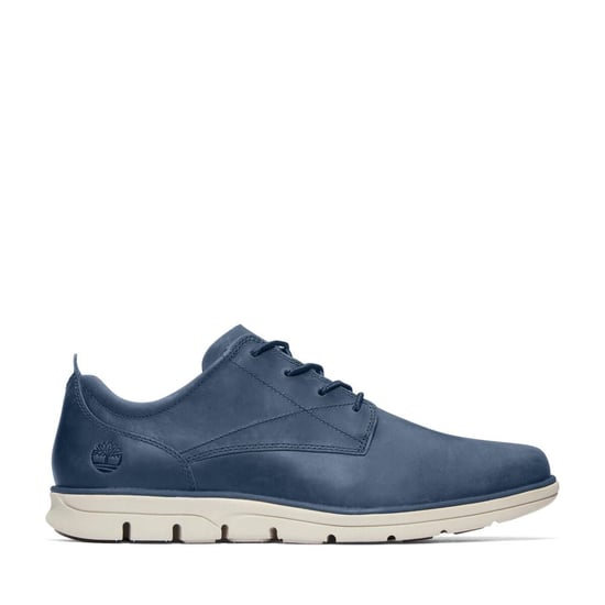 Men's Timberland Bradstreet Low Top Lace Up Sneakers in Navy - Image 1