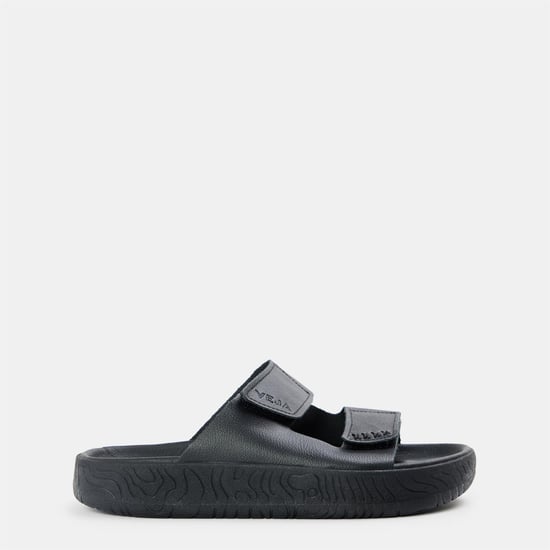 Women's VEJA Etna Leather Flat Sandals in Full Black - Image 1