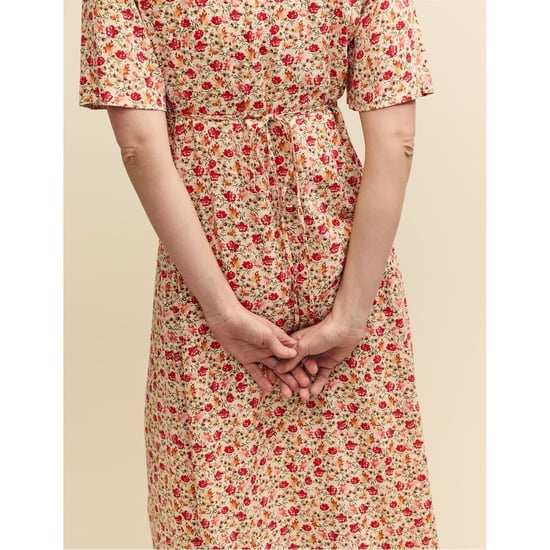 Women's Nobodys Child Dalia V-Neck Midi Dress in Cream - Image 3