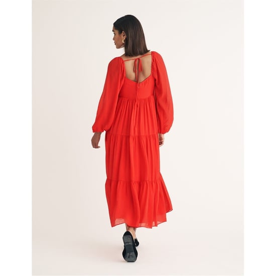 Women's Nobodys Child Char Sweetheart Neck Midi Tiered Dress in Red - Image 4
