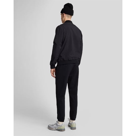 Men's Lyle And Scott Waistband Sweatpants in Black - Image 3