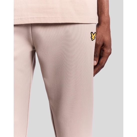 Men's Lyle And Scott Lightweight Joggers in Beige - Image 2
