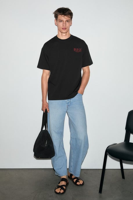 Oversized Crew Neck Logo T-Shirt - Image 4
