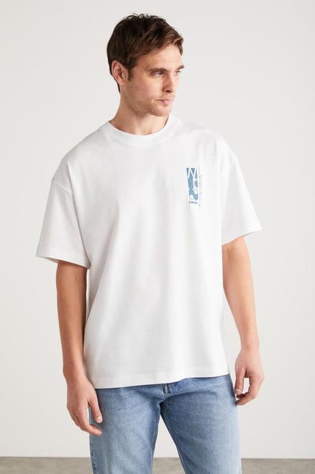 Oversized Crew Neck Logo T-Shirt - Image 2