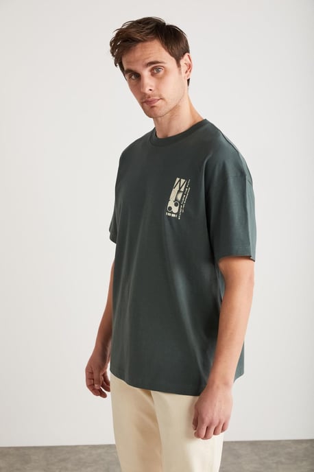 Oversized Crew Neck Logo T-Shirt - Image 4