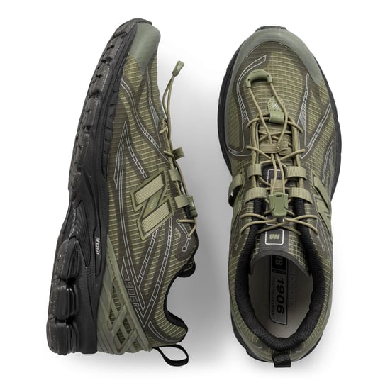 Men's New Balance 1906r Trainers in DARK OLIVINE - Image 5