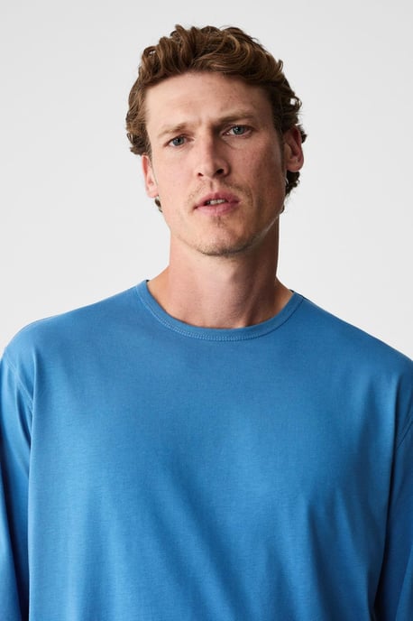 Ribbed Crew Neck Long Sleeve T-Shirt - Image 3