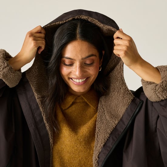 Regatta Outdoor Active Unisex Waterproof Changing Robe - Dark Chocolate/Mocha - Image 6