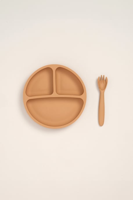 5-Piece Outfit and Feeding Gift Set - Image 4