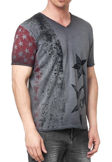 USA T-Shirt Stars and Stripes V-Neck in Used Look - Image 3