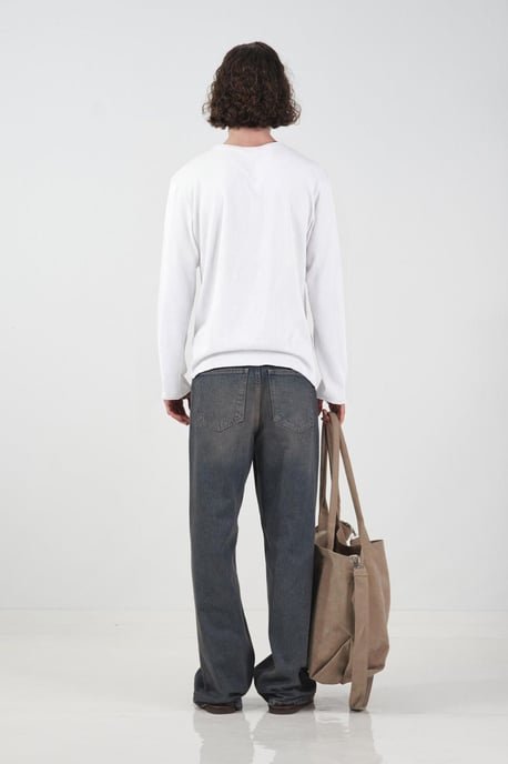 T-shirt med rund hals och knappdetalj i bomull - Image 4