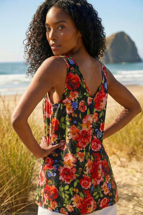 Floral Buttoned Vest Top - Image 3