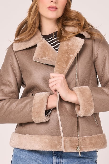 Faux Shearling Cropped Aviator - Image 5