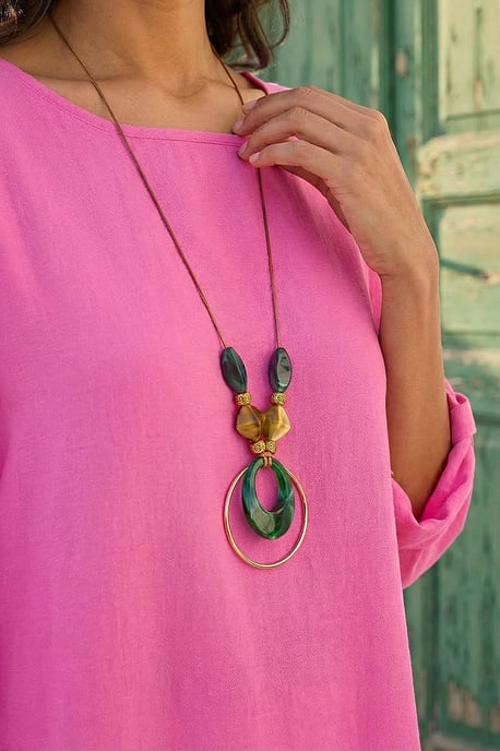 Necklace Frill Hem Tunic Top - Image 4