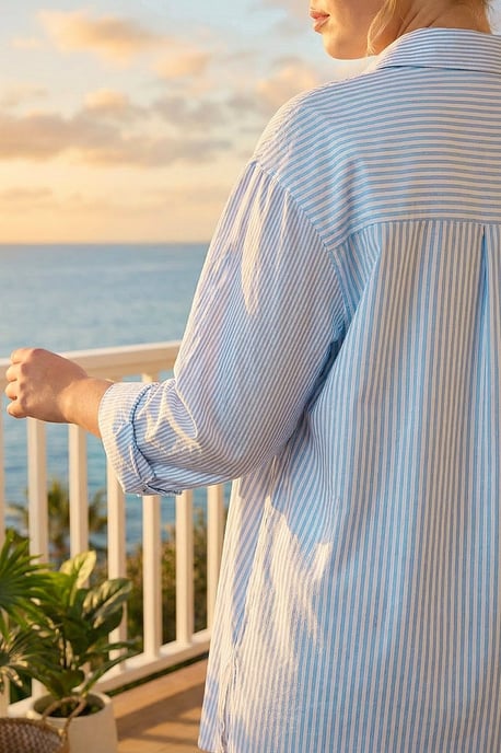 Curve Contrast Stripe Blouse - Image 4