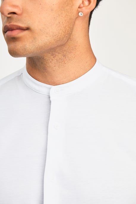 White Cotton Long Sleeve Button-Up Shirt With Grandad Collar - Image 3