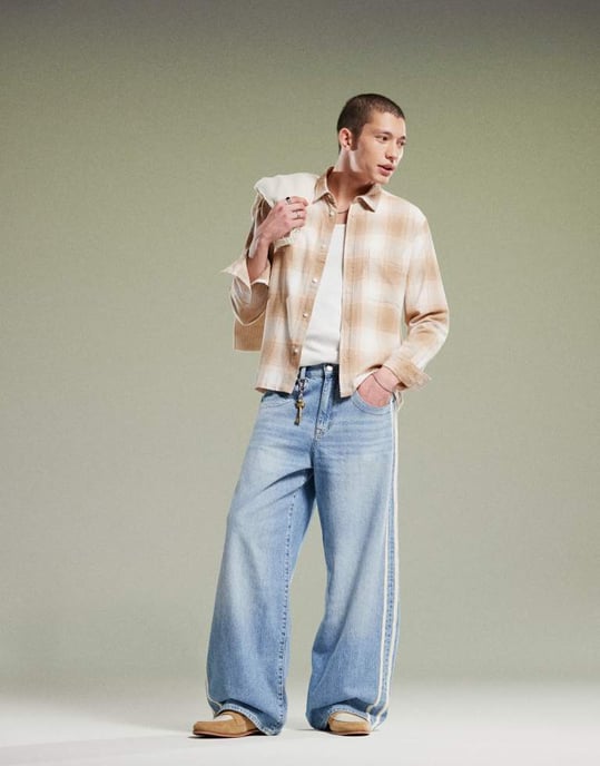 ASOS DESIGN boxy regular skjorta i neutral rutigt - Image 2