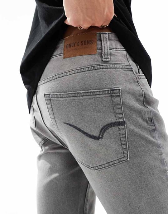 ONLY & SONS slim tapered fit jeans i tvättad grå - Image 3
