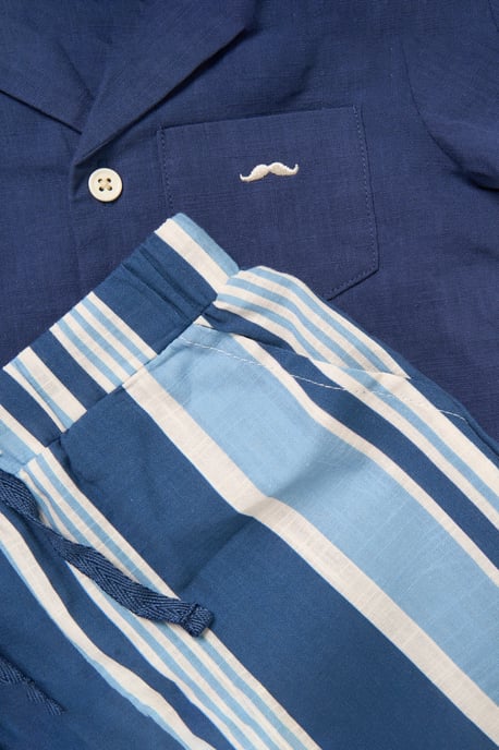 Woven Shirt, Stripe Shorts and Fedora Hat - Image 3