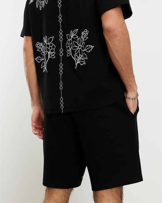 River Island Mens Shorts Black Regular Fit Floral Embroidered Detail - Image 3
