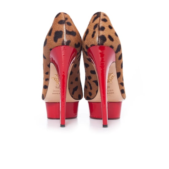 Charlotte Olympia leopardmönstrade Polly-pumps i ponnyskinn. - Image 6