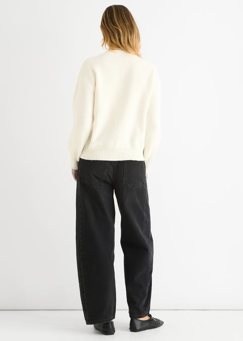 Cream Contrast Bow pattern oversized Jumper - Image 4