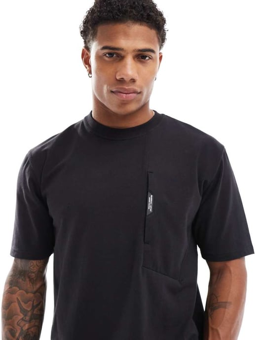 Marshall Artist Technica t-shirt i svart - Image 1