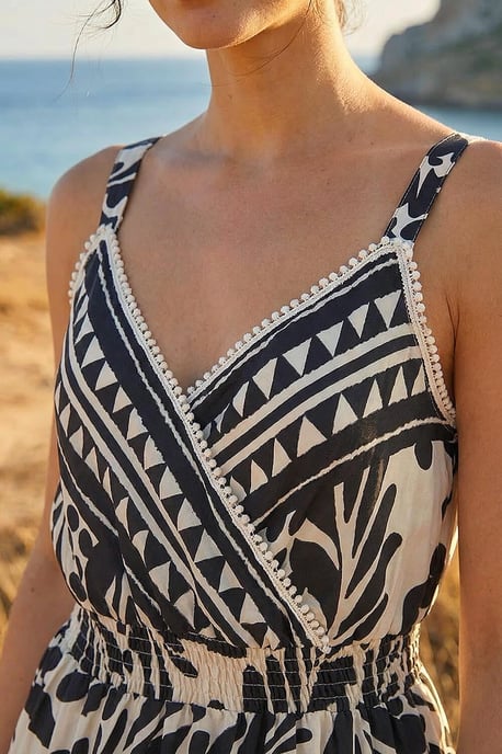 Abstract Twist Maxi Dress - Image 4