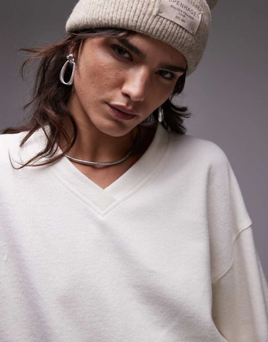 Topshop brushed v neck sweatshirt in cream - Image 3