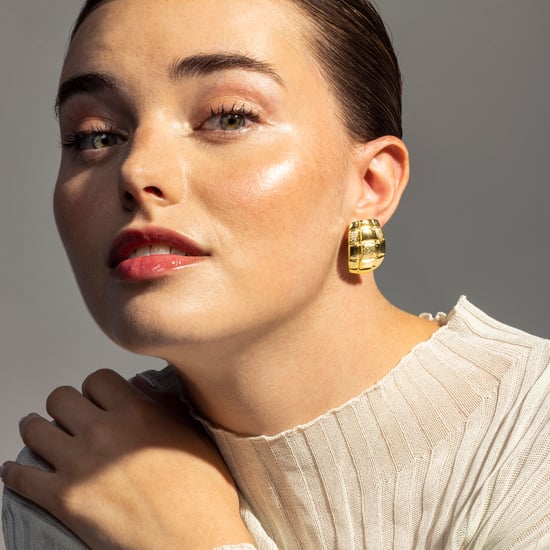 Luxenter Abalt earrings finished in 18k yellow gold - Image 4