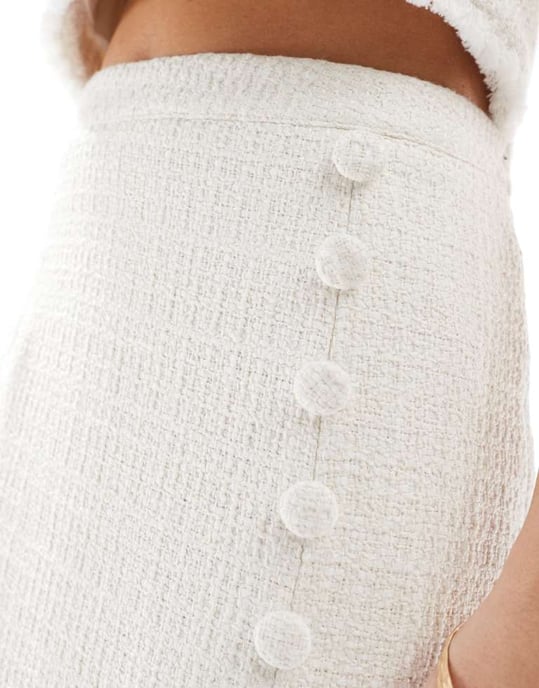 Kaiia exclusive boucle side split maxi skirt co-ord in white - Image 4
