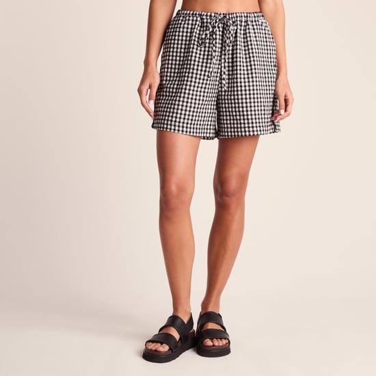 Sienna Womens Gingham Check Shorts - Black Check - Image 3