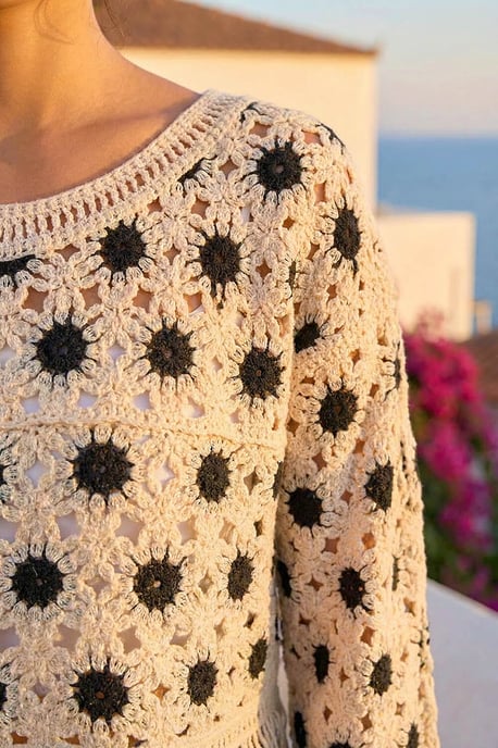 Dusk Crochet Tassel Hem Crop Top - Image 4