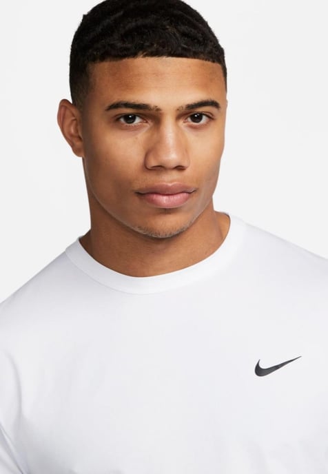 Nike Dri-FIT T-Shirt - 7" Unlined Versatile Shorts Set White / Black - Image 3