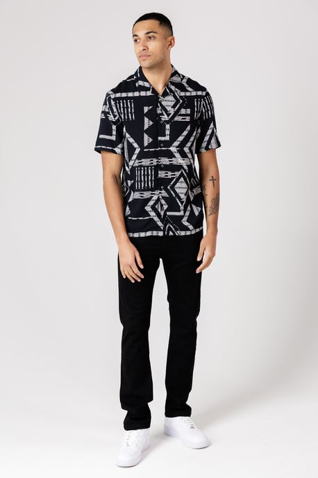 Black Tribal Print Short Sleeve Shirt - Image 4
