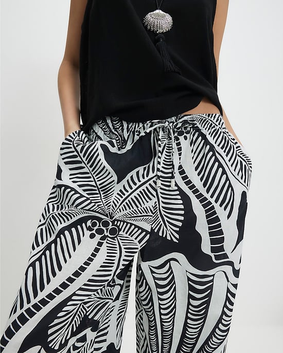 River Island Womens Trousers Petite Black Linen Blend Printed - Image 3