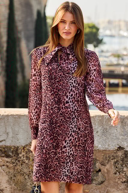 93d27f6b16f54cde91a90af93dfbf7