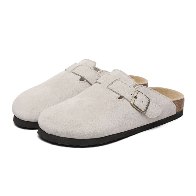 EVER AU Vrouwen Pintail Leren Comfort Klomp Sandalen - Taupe Suede De Pintail Slides voor dames geven elke outfit een chique touch. Ze zijn zorgvuldig gemaakt van eersteklas geolied nubuckleer, stralen een tijdloze aantrekkingskracht uit en zijn bedoeld om na verloop van tijd een unieke, geliefde uitstraling te ontwikkelen.
Productnr. EAU5004
Omschrijving: - Bovenstuk van leer - Tussenzool van koeienhuid - EVA Zool