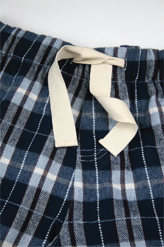 Men's Check Lounge Pants | Stylish Comfort for Relaxed Living
Discover the perfect blend of comfort and style with our men's check lounge pants, designed for relaxed living and everyday wear. Made from soft, breathable cotton fabric, these lounge pants offer all-day comfort with a modern check pattern that adds a touch of sophistication to your casual wardrobe. Featuring an adjustable waistband, side pockets and a relaxed fit, they’re ideal for lounging at home or running errands. Elevate your loungewear collection with these versatile and comfortable check pants. Ideal Gift!