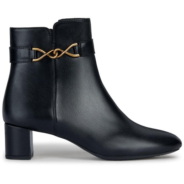 Pheby 50 is a lightweight breathable ankle boot for women with a refined feminine aesthetic. It has been crafted from nappa and embellished with a chic decorative detail, making it suitable for office-appropriate looks and evening ensembles alike.