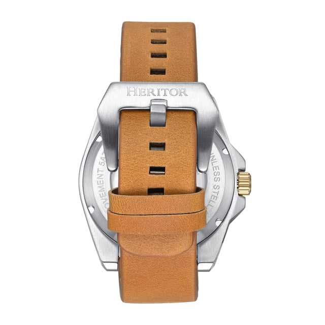 Kast van 316L chirurgisch roestvrij staal, Seiko NH35 automatisch uurwerk met juwelen, 24 juwelenlagers, gangreserve van 28 uur, slagen per uur (BPH): 21.600/uur, mineraalglas met saffiercoating, wijzerplaat met skeletmotief, kijkachterkant om het uurwerk te bekijken, band van echt leer, sluiting van roestvrij staal met gegraveerd logo, lichtgevende wijzers, lichtgevende markeringen, datumweergave, kastdiameter van 44 mm, polsomtrek van 195-245 mm, waterbestendigheid van 5 ATM.