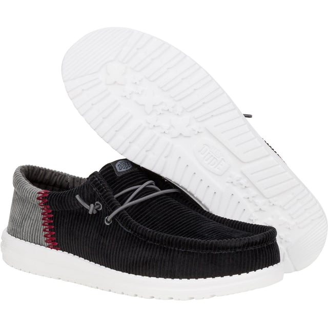 Wally Funk Corduroy brings campus cool and workday style together. Corduroy upper, twill lining and fun colorblock stitching at the heel. Made for busy days or transitioning from work to play.