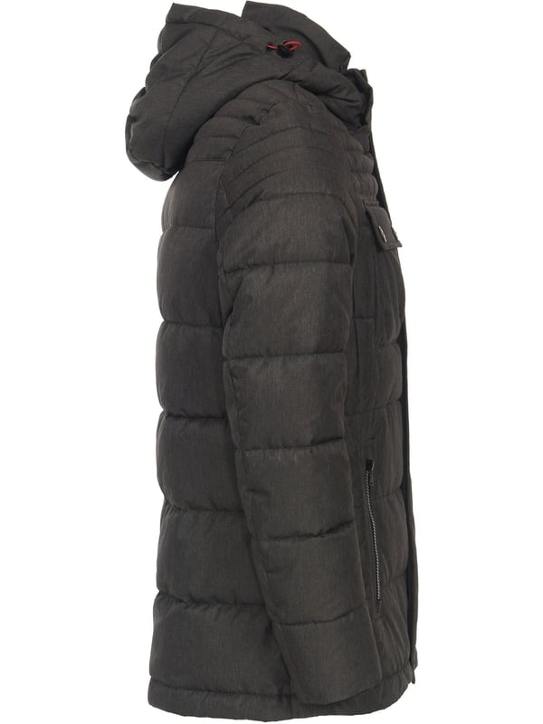 Diese Steppjacke von Casamoda ist eine robuste und bequeme Jacke für kühlere Tage. Sie ist aus hochwertigen Materialien gefertigt und hat eine antiallergische Sorona-Füllung, die für eine optimale Wärmeisolierung sorgt. Die Jacke ist wasser- und windabweisend und schützt Sie vor Wind und Wetter. Die Jacke hat einen Stehkragen und einen durchgehenden Reißverschluss, der durch eine Druckknopfleiste verdeckt wird. Die Jacke hat mehrere Taschen, in denen Sie Ihre Wertsachen sicher aufbewahren können. Die Jacke verfügt über Seitentaschen mit Reißverschluss und zwei Brusttaschen mit Druckknöpfen. Die Sturmbündchen an den Ärmeln sorgen für einen guten Sitz und schützen vor Kälte. Die Jacke hat eine reguläre Passform, die für einen bequemen Sitz sorgt. Die Jacke hat außerdem eine abnehmbare Kapuze, die Sie mit Druckknöpfen befestigen oder abnehmen können. Die Kapuze ist ein praktisches Detail, das Ihnen mehr Flexibilität bietet. Sie ist in verschiedenen Farben und Größen erhältlich und lässt sich vielseitig kombinieren. Diese Steppjacke von Casamoda ist eine robuste und bequeme Jacke für jeden Mann.