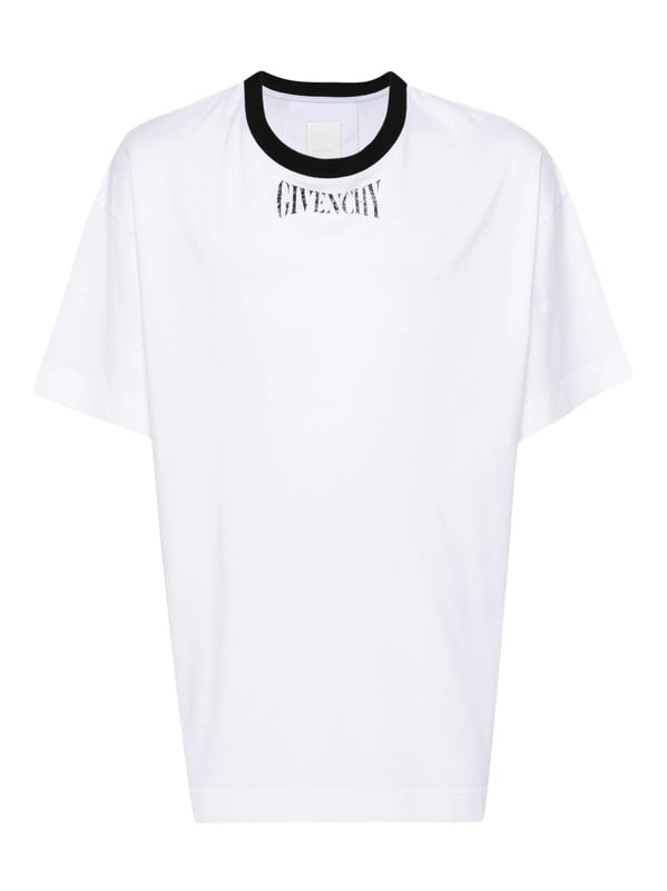 T-shirt realized in pure cotton characterized by contrasting logoed print at the front.